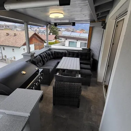 Penthouse-feeling Mabea Apartment