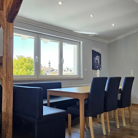 Penthouse-feeling Mabea Apartment Innsbruck